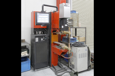 ID40HP-NTインバータースポット溶接機写真